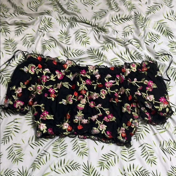 Multicolored Sweetheart Puff Sleeve Crop Blouse - Picture 3 of 3